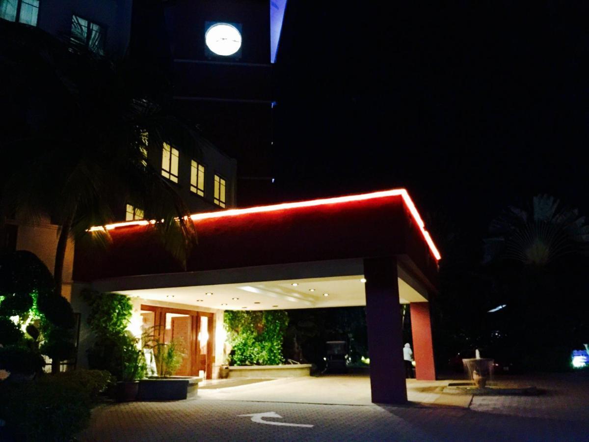 Langkawi Lagoon Ocean Resort パンタイ・サナング エクステリア 写真