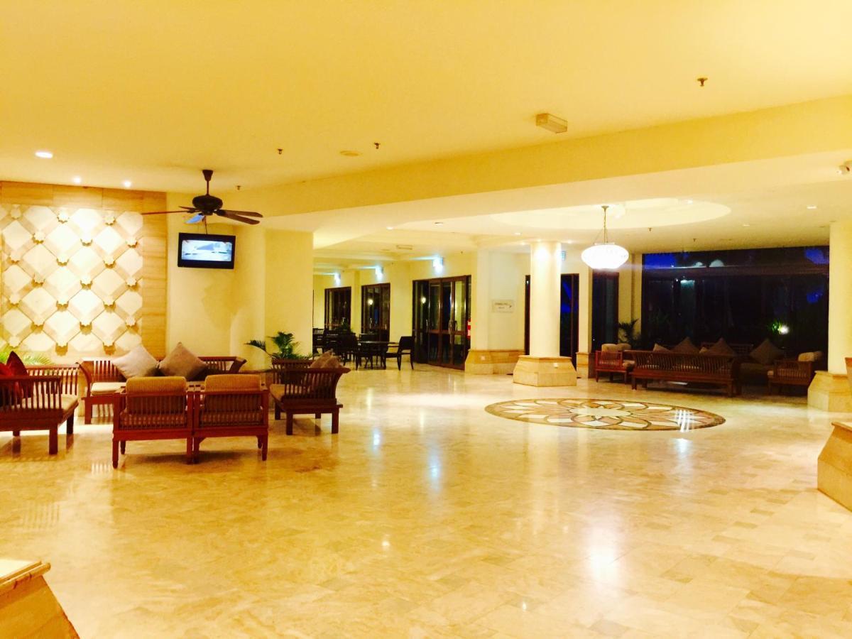 Langkawi Lagoon Ocean Resort パンタイ・サナング エクステリア 写真