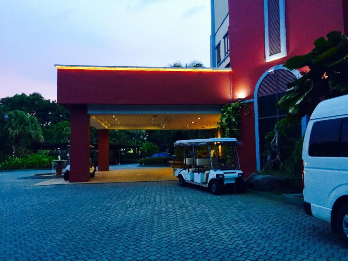 Langkawi Lagoon Ocean Resort パンタイ・サナング エクステリア 写真