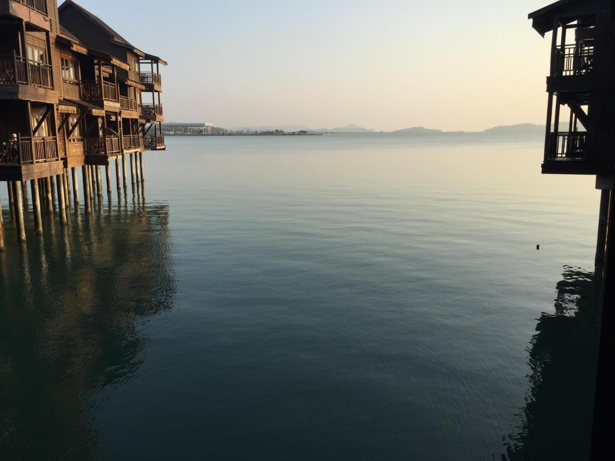 Langkawi Lagoon Ocean Resort パンタイ・サナング エクステリア 写真